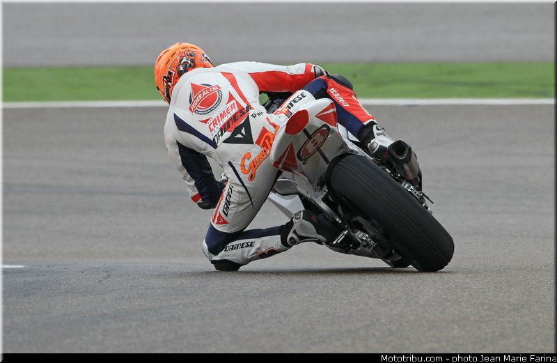 moto2_rea_001_aragon_motorland_2012