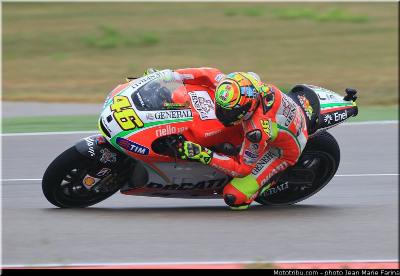 motogp_rossi_004_aragon_motorland_2012