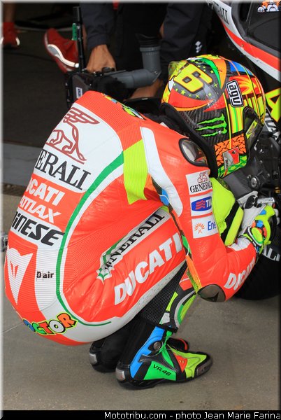 motogp_rossi_005_aragon_motorland_2012