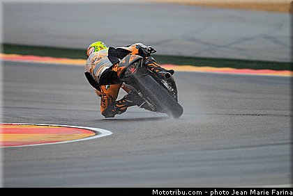 moto2_zarco_001_aragon_motorland_2012.jpg