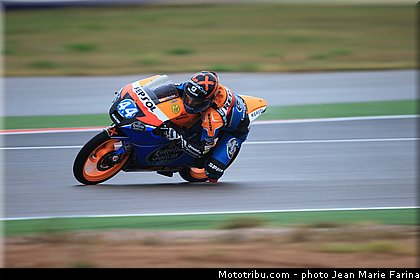 moto3_oliveira_002_aragon_motorland_2012.jpg
