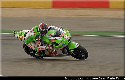 motogp_barbera_004_aragon_motorland_2012.jpg