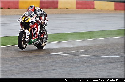 motogp_bradl_003_aragon_motorland_2012.jpg
