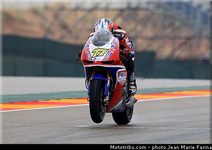 motogp_ellison_001_aragon_motorland_2012.jpg