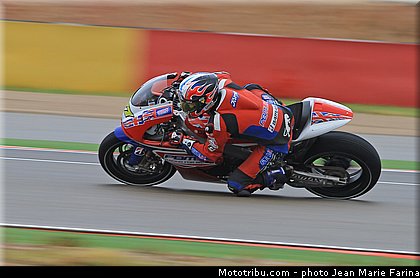 motogp_ellison_003_aragon_motorland_2012.jpg