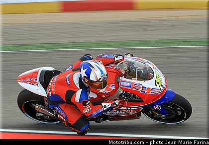 motogp_ellison_004_aragon_motorland_2012.jpg