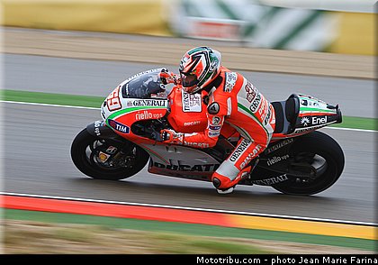 motogp_hayden_005_aragon_motorland_2012.jpg