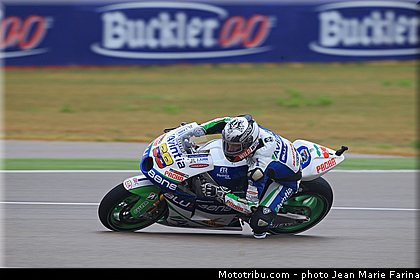 motogp_hernandez_001_aragon_motorland_2012.jpg
