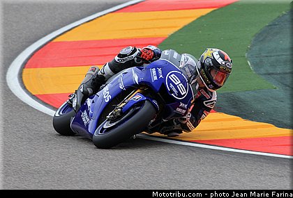 motogp_lorenzo_002_aragon_motorland_2012.jpg