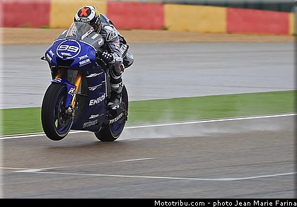 motogp_lorenzo_004_aragon_motorland_2012.jpg
