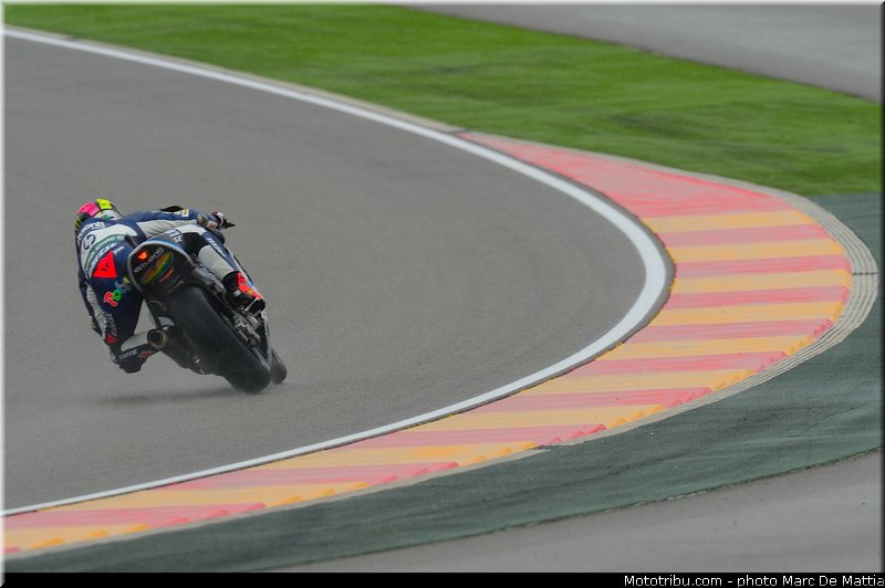 moto2_espargaro_p_001_aragon_motorland_2012