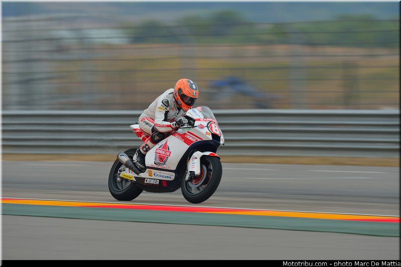 moto2_rea_002_aragon_motorland_2012