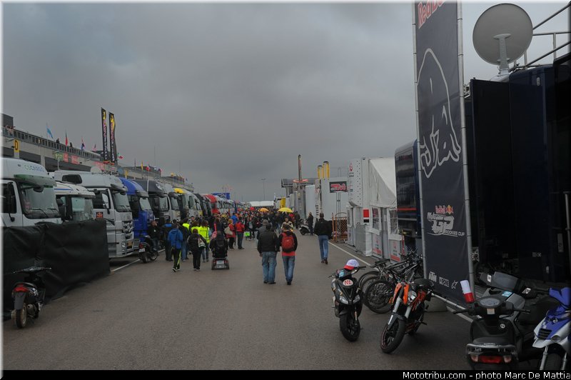 motogp_ambiance_018_aragon_motorland_2012