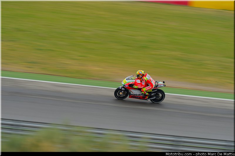 motogp_rossi_001_aragon_motorland_2012
