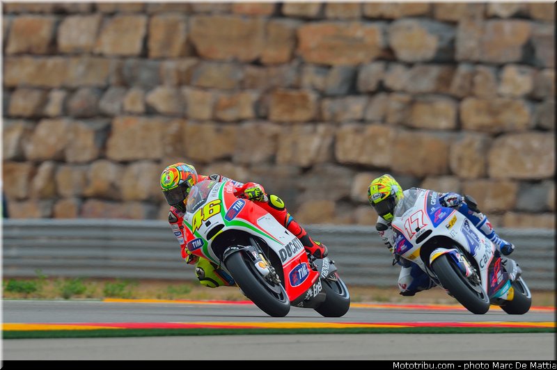 motogp_rossi_008_aragon_motorland_2012