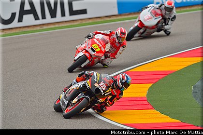 moto2_de_angelis_003_aragon_motorland_2012.jpg