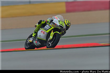 moto2_iannone_002_aragon_motorland_2012.jpg