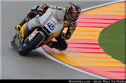 moto2_redding_002_aragon_motorland_2012.jpg