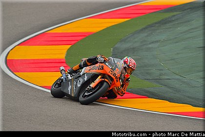 moto2_zarco_007_aragon_motorland_2012.jpg