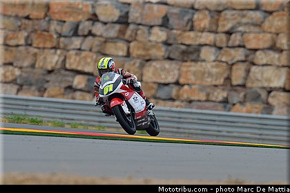 moto3_fuji_001_aragon_motorland_2012.jpg