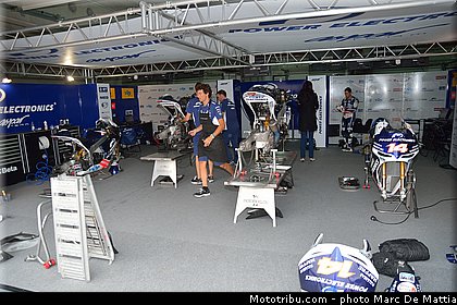 motogp_de_puniet_001_aragon_motorland_2012.jpg