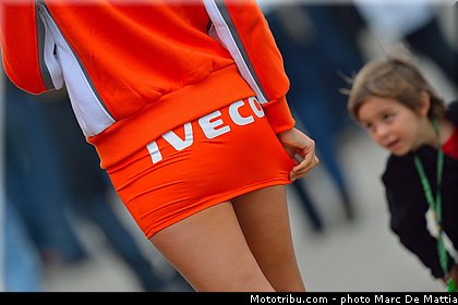motogp_pitbabe_007_aragon_motorland_2012.jpg