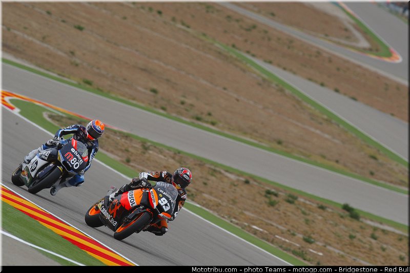 moto2__005_aragon_motorland_2012