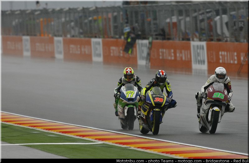 moto2__006_aragon_motorland_2012