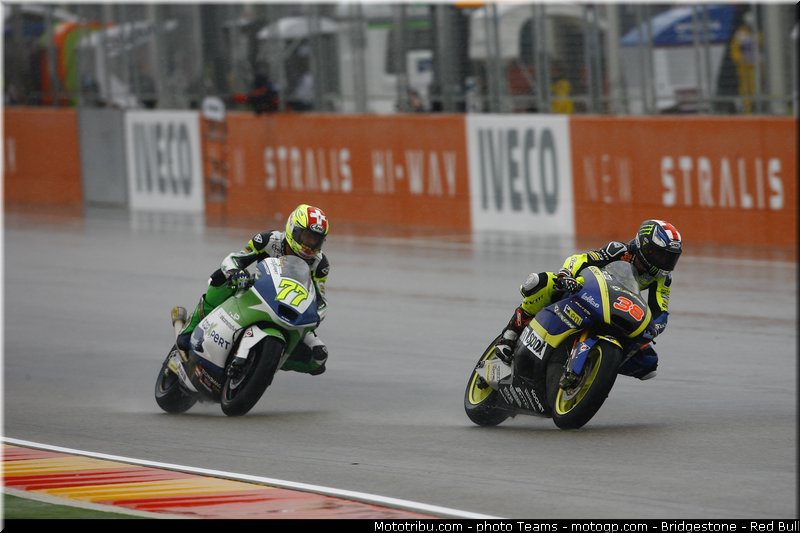 moto2__007_aragon_motorland_2012