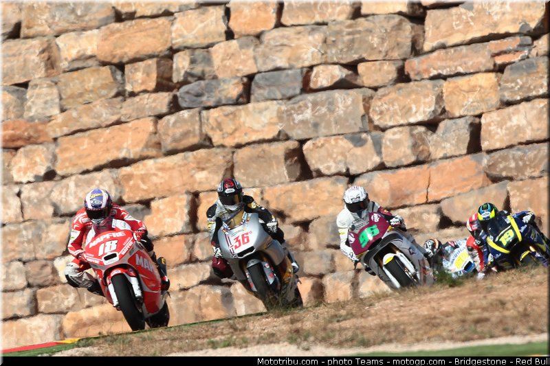 moto2__038_aragon_motorland_2012