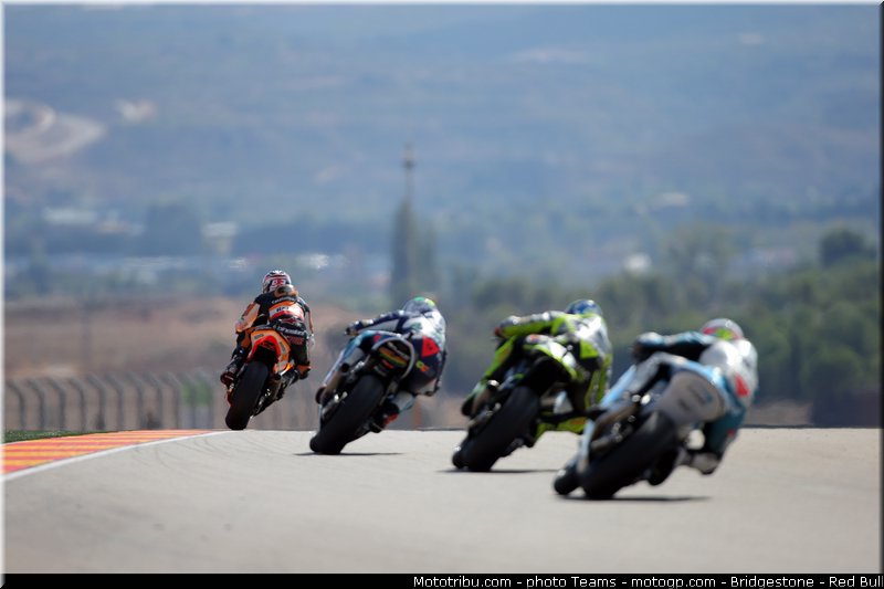 moto2__047_aragon_motorland_2012