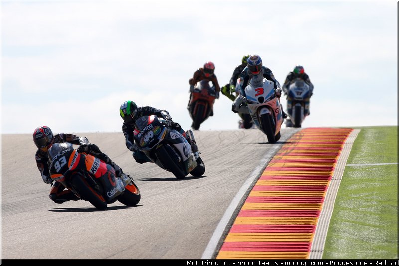 moto2__048_aragon_motorland_2012