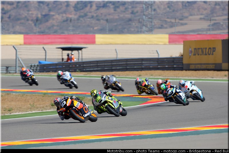 moto2__056_aragon_motorland_2012