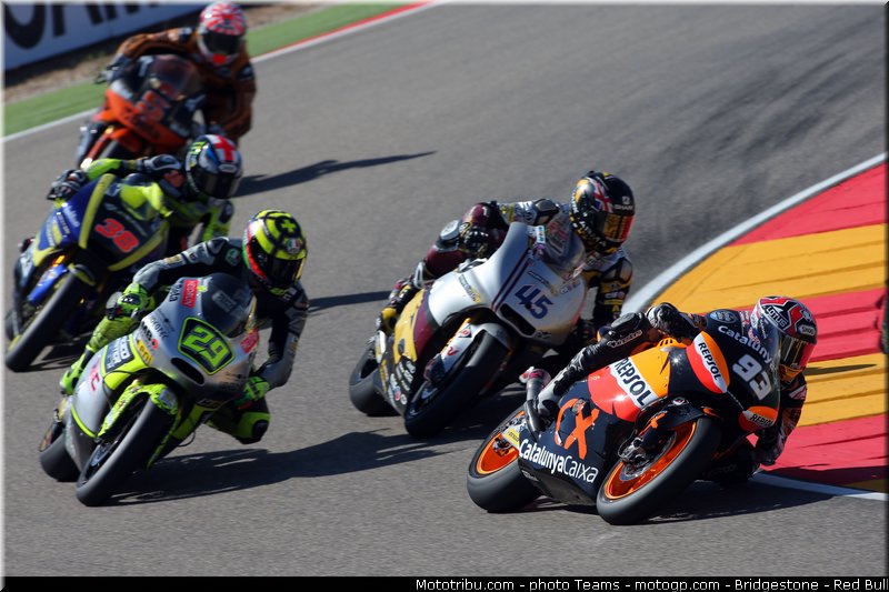 moto2__060_aragon_motorland_2012