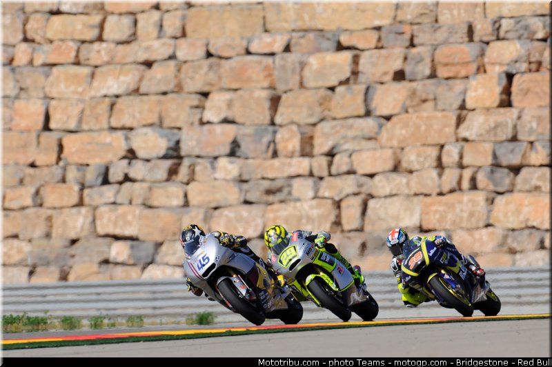 moto2__067_aragon_motorland_2012