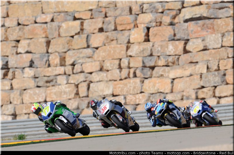 moto2__068_aragon_motorland_2012