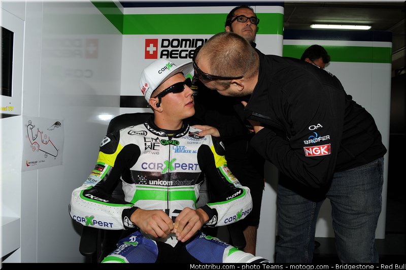 moto2__069_aragon_motorland_2012