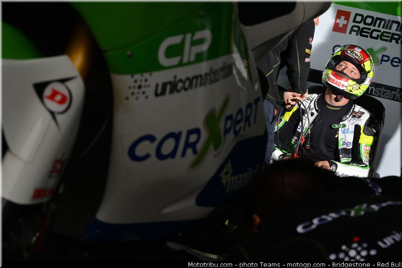 moto2__084_aragon_motorland_2012