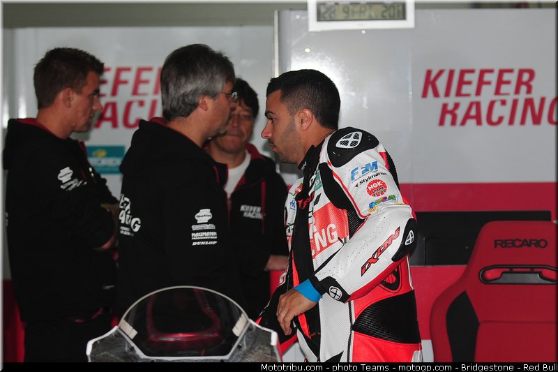 moto2__104_aragon_motorland_2012