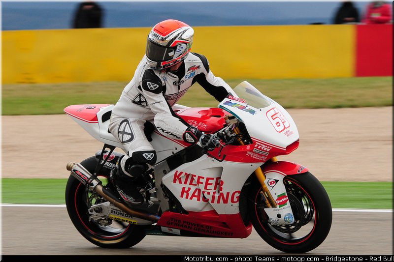 moto2__108_aragon_motorland_2012