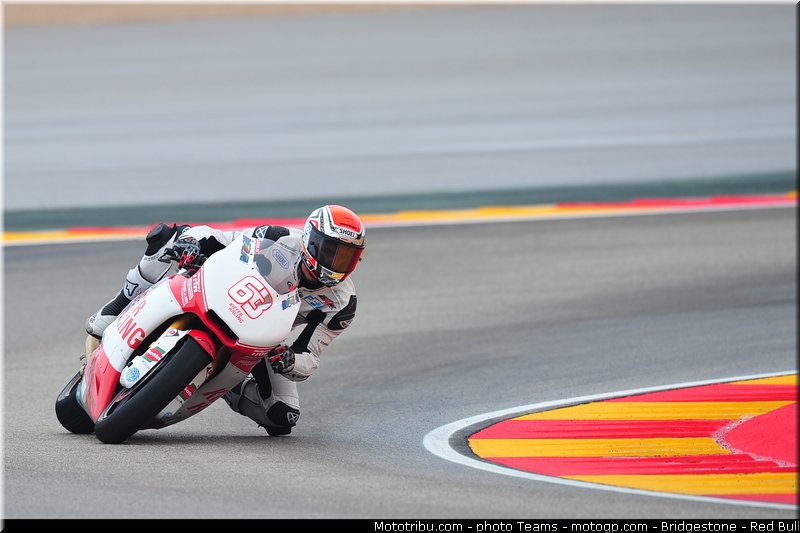 moto2__115_aragon_motorland_2012