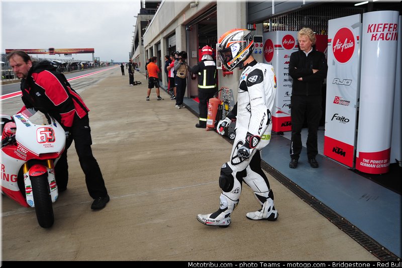 moto2__121_aragon_motorland_2012
