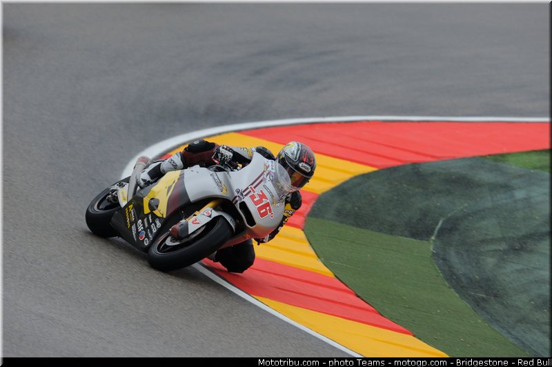 moto2__148_aragon_motorland_2012