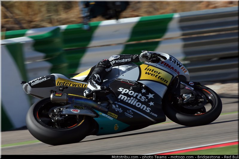 moto2__177_aragon_motorland_2012