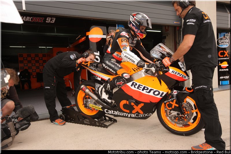 moto2__179_aragon_motorland_2012