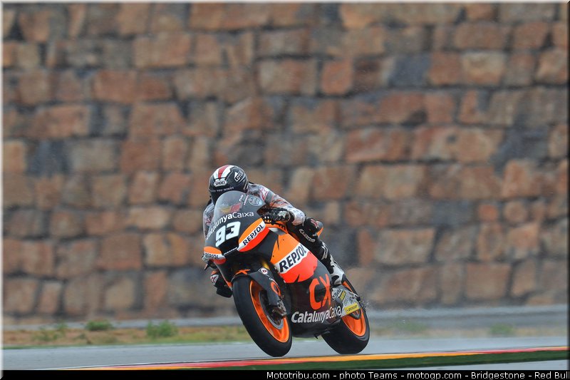 moto2__197_aragon_motorland_2012