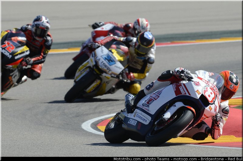 moto2__246_aragon_motorland_2012