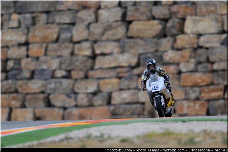 moto2__258_aragon_motorland_2012