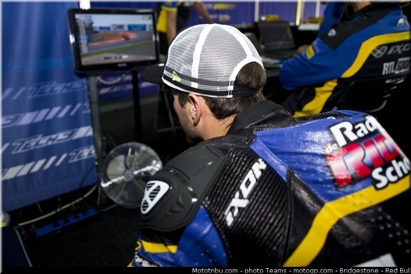 moto2__264_aragon_motorland_2012