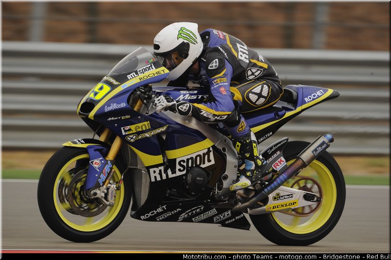 moto2__273_aragon_motorland_2012